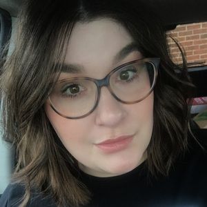 Meet your Posher, Kat